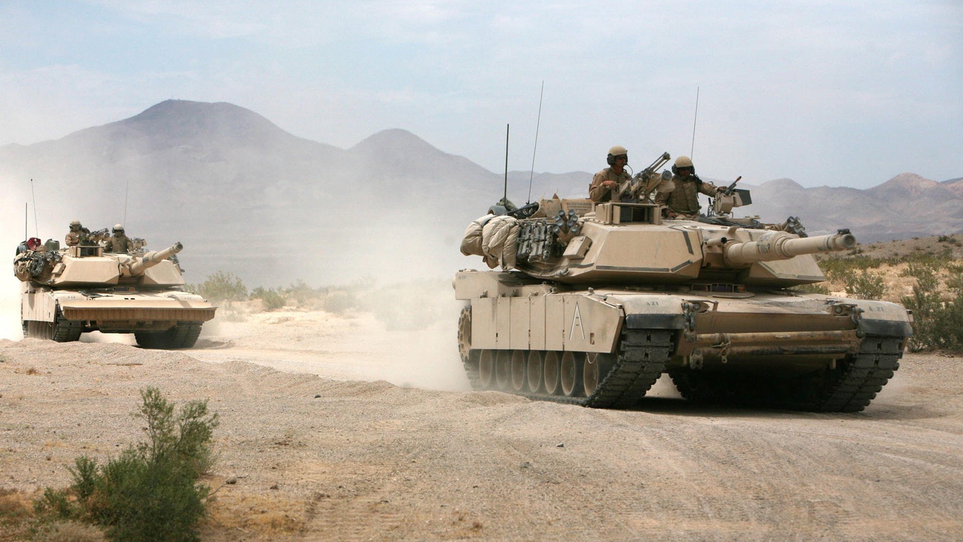 张伟丽拼尽全力艰难取胜格斗冠军赛,张伟丽一场比赛格斗能挣多少钱