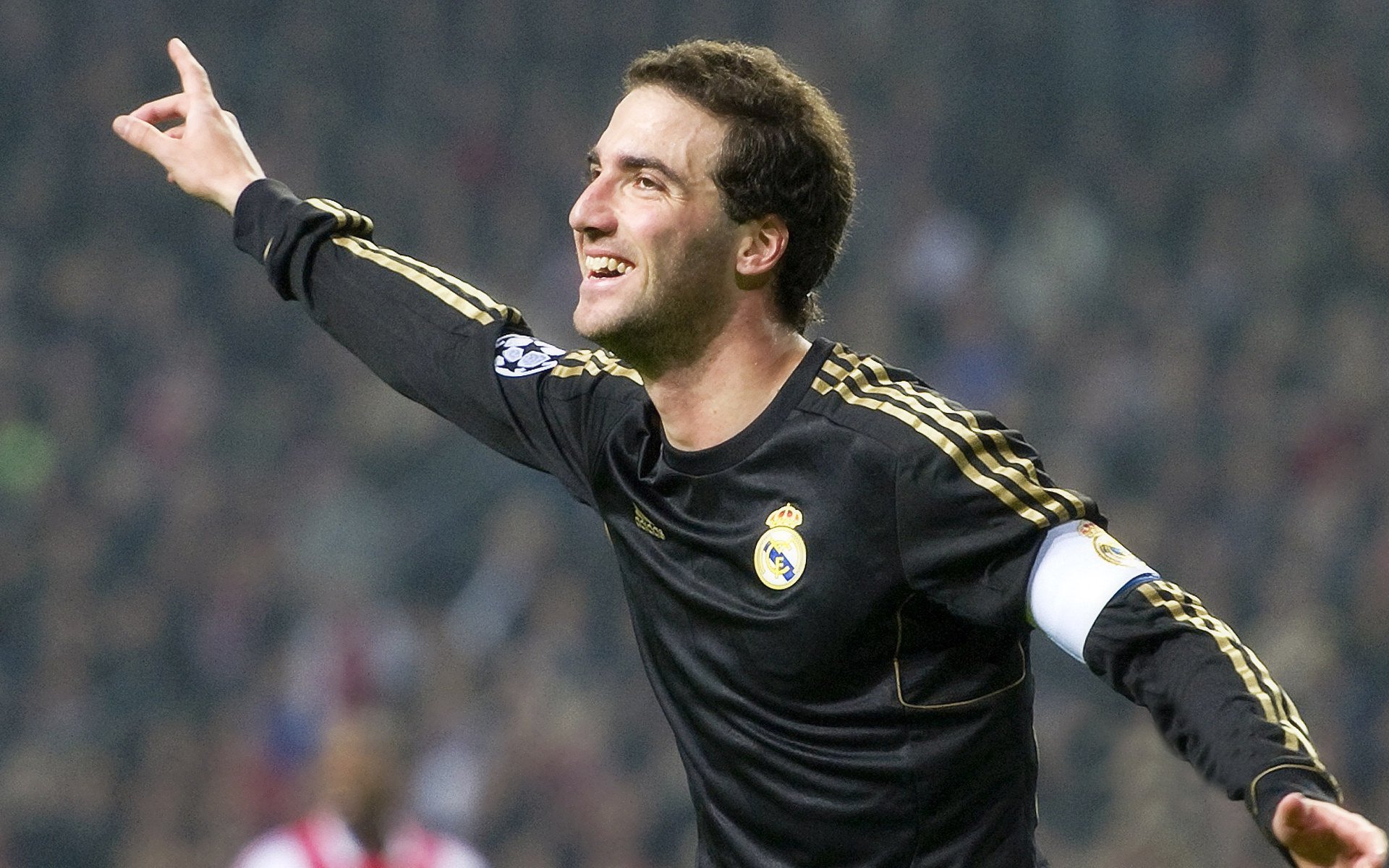 五大联赛是否通过合理换人节奏干扰对手战术部署，五大联赛可以换5人