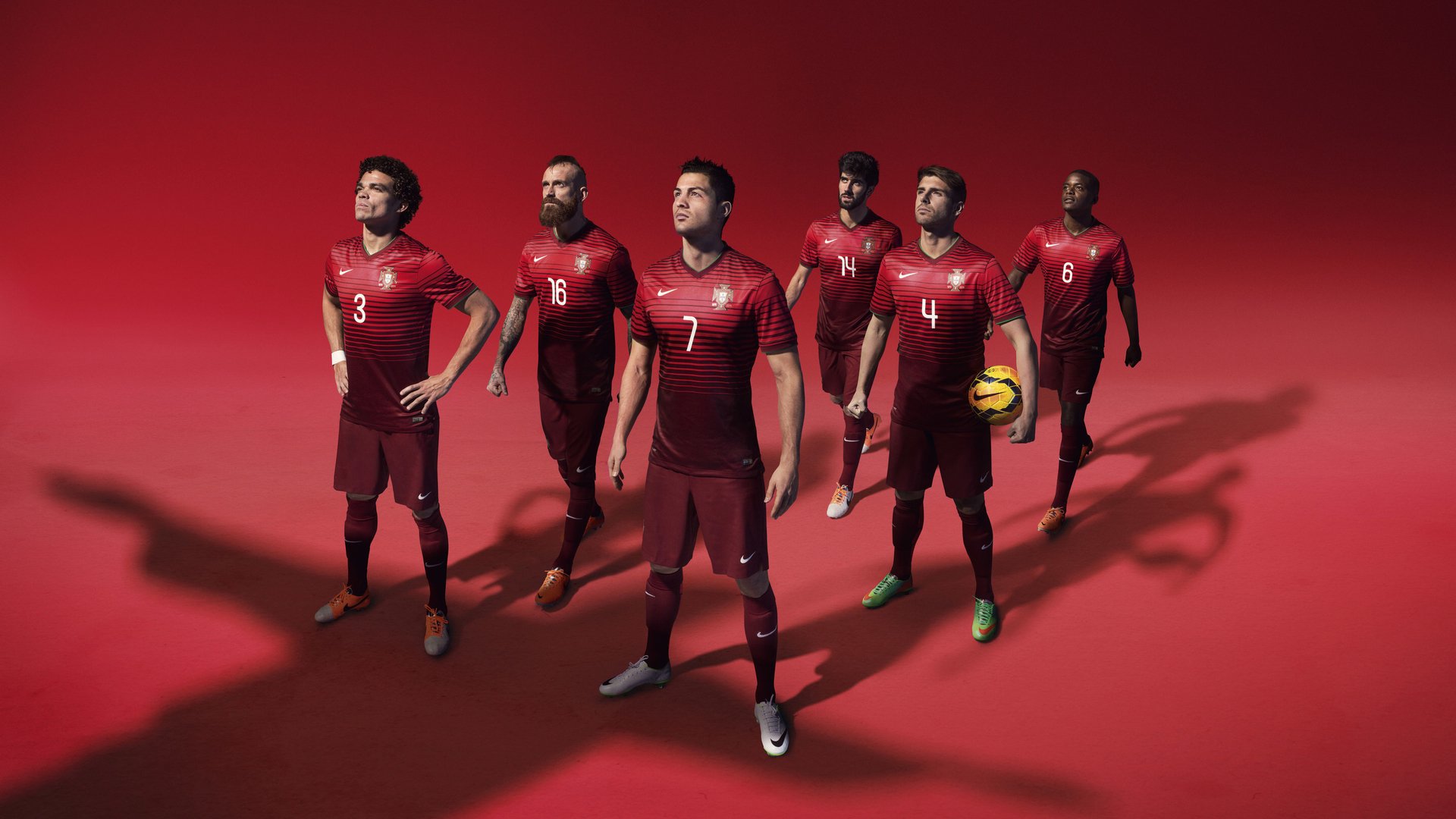 美洲杯激烈冲刺：明星拼搏，激情四溢，美洲杯视频集锦