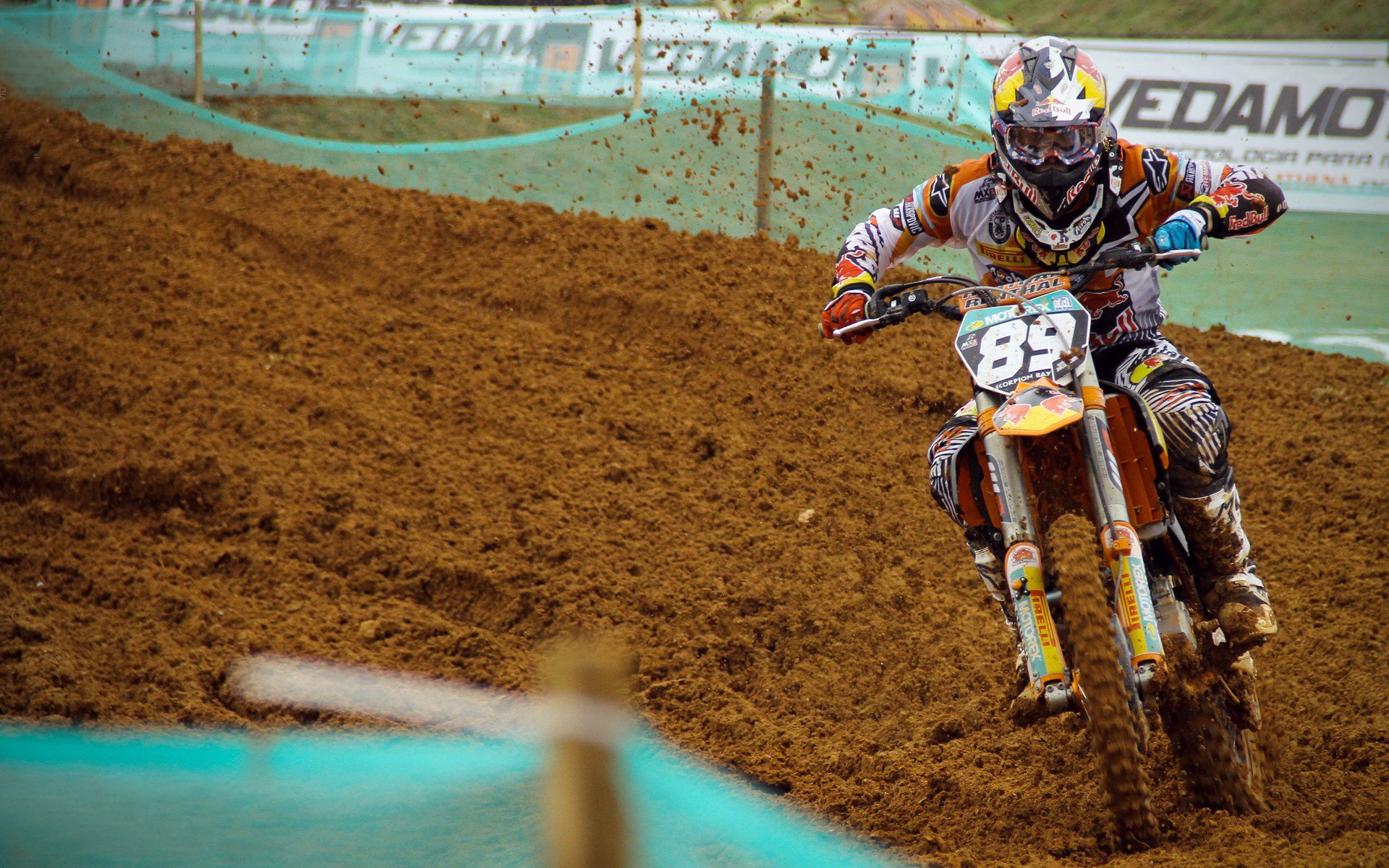 里根·史密斯技术动作细腻获好评，里克·史密斯